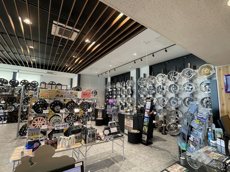 ホイール展示ショールーム